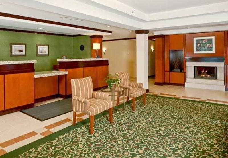 Fairfield Inn & Suites By Marriott Brunswick Freeport מראה פנימי תמונה